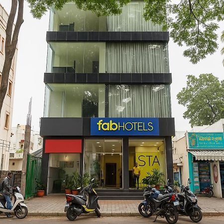 Fabhotel Rlv Green Palace - Nr Kengeri Satellite Town 벵갈루루 외부 사진