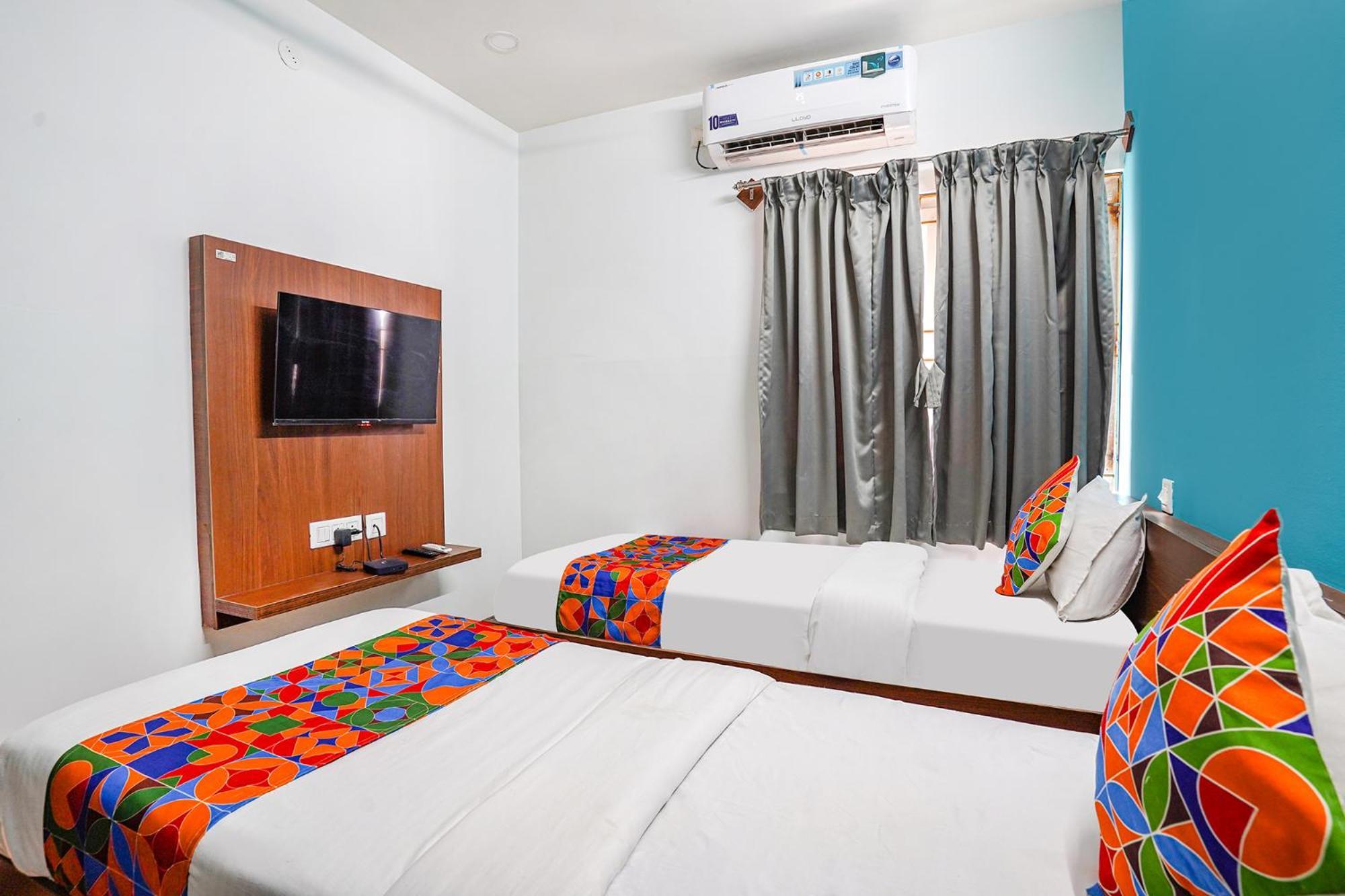 Fabhotel Rlv Green Palace - Nr Kengeri Satellite Town 벵갈루루 외부 사진