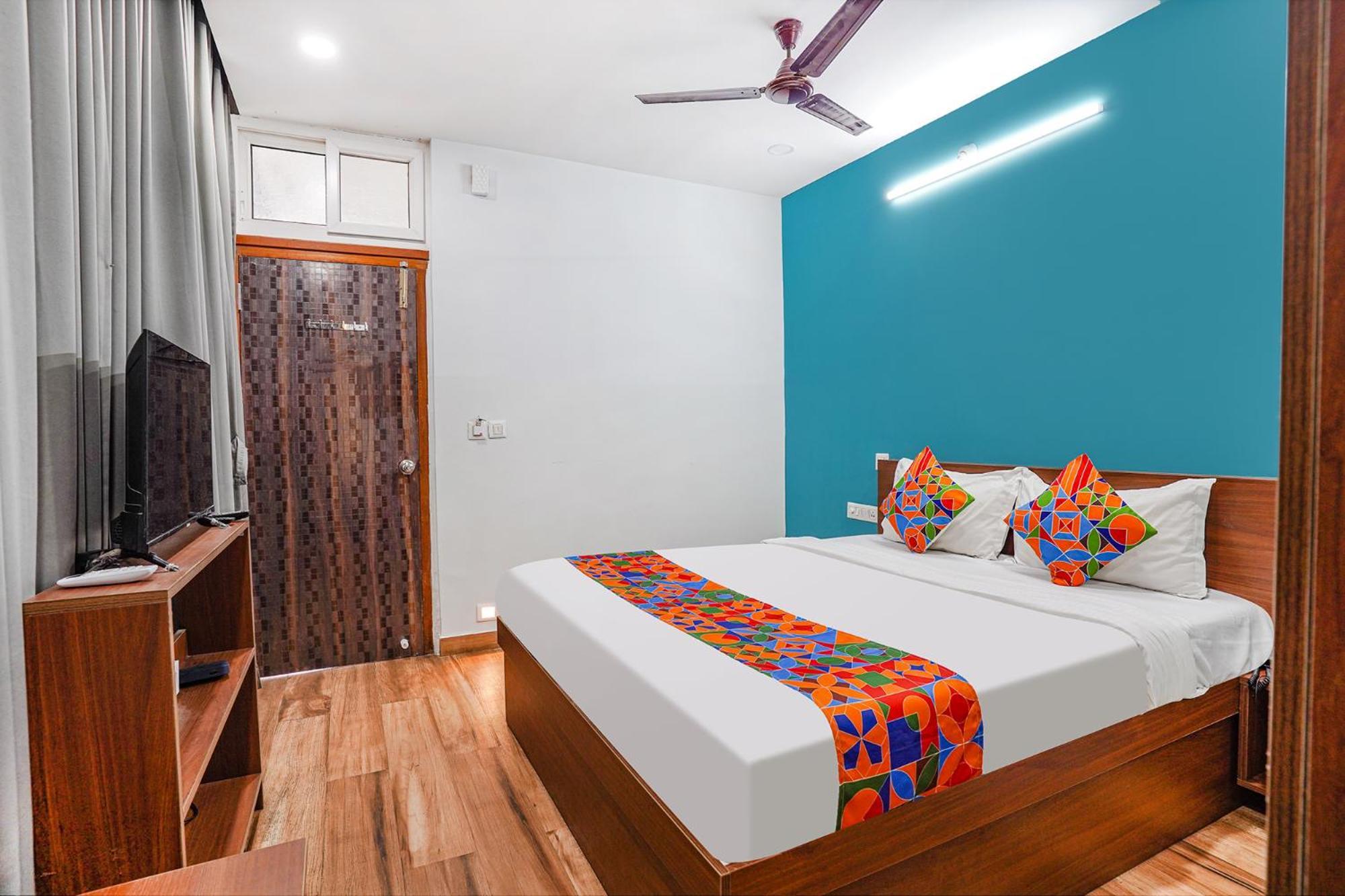 Fabhotel Rlv Green Palace - Nr Kengeri Satellite Town 벵갈루루 외부 사진